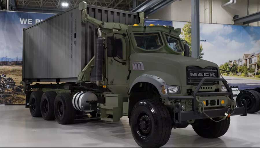 Mack Defense, Amerikan Ordusu Ortak Taktik Kamyon prototiplerindeki alternatif tahrik sistemleri için BAE Systems’i seçti Mack Defense