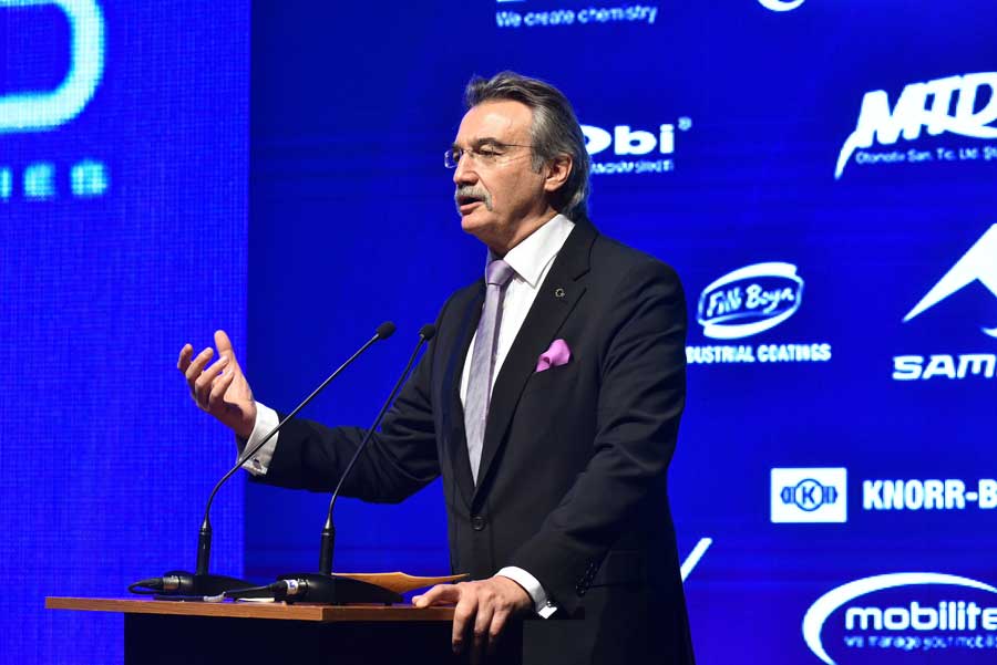 Devlet Eski Bakanı Kürşad Tüzmen