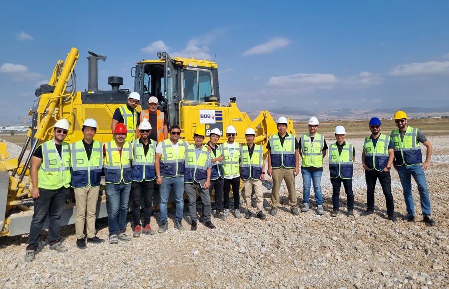 Komatsu D85EXi-18 Akıllı Dozer ile yüzde 80’e varan verimlilik elde edildi Komatsu