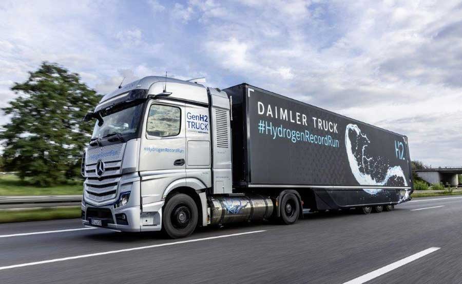 Mercedes-Benz GenH2 Truck