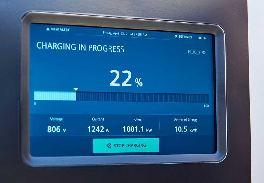 Siemens’in prototip Megawatt Şarj Sistemi (MCS) 1MW şarj sağladı Siemens Megawatt
