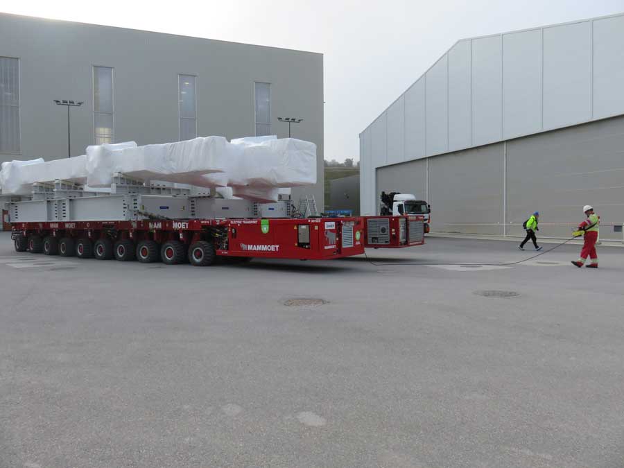 Mammoet’s Self-Propelled Modular Transporters