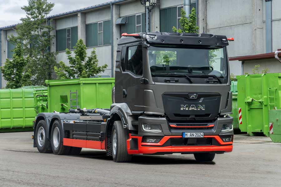 Premiere at IFAT: MAN significantly expands eTruck portfolio MAN