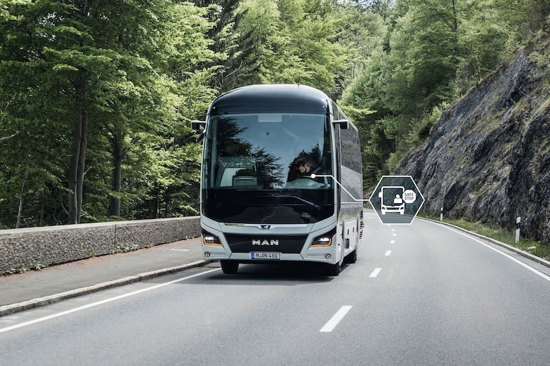 MAN’nın acil durumlar için geliştirdiği MAN SafeStop Assist, otobüs kazalarını önlemeye yardımcı oluyor MAN SafeStop Assist