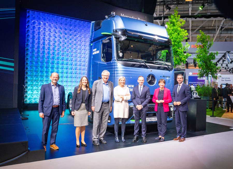 IAA TRANSPORTATION 2024 kicks off in Hannover: 145 world premieres showcase the performance and innovative power of the commercial vehicle industry IAA TRANSPORTATION 2024