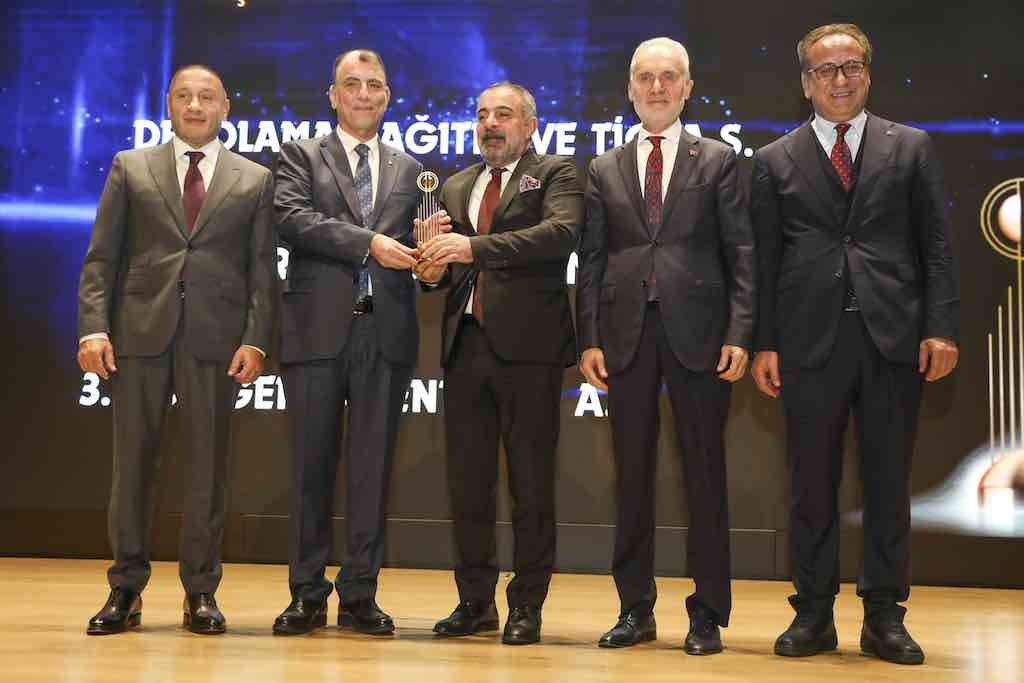 Ekol Lojistik, hizmet ihracatında sektöründe ilk üçte Ekol Lojistik Yönetim Kurulu Üyesi Cavit Değirmenci