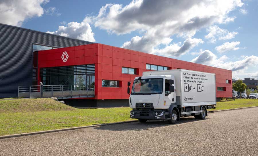 Renault Trucks, Fransa’da ilk dönüştürülmüş elektrikli kamyon homologasyonunu aldı Renault Trucks
