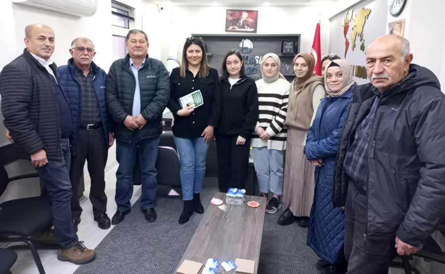 _und-kadin-calisma-grubu-bolu-uyeleri-tarafindan-bolge-uyelerine-ziyaret-gerceklestirdi UND