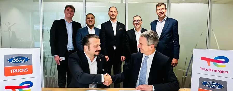 TotalEnergies Lubrifiants and Ford Trucks sign a strategic international partnership TotalEnergies Lubrifiants and Ford Trucks