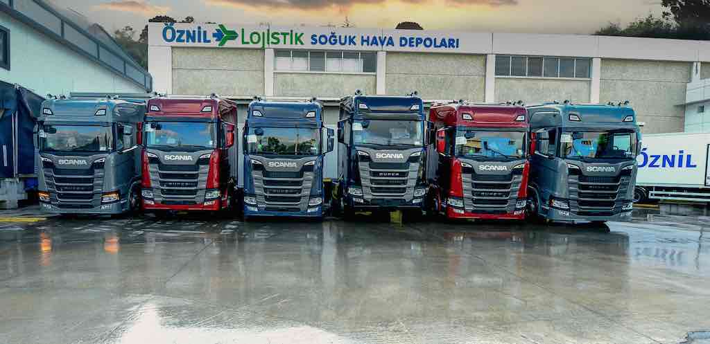Scania, yılın ilk teslimatını Öznil Lojistik’e yaptı Scania Super S560