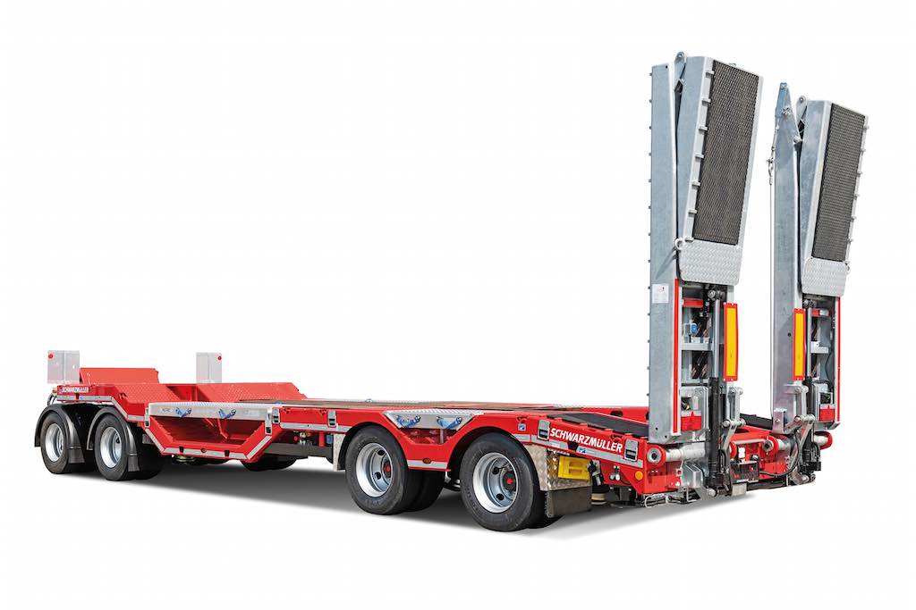 Schwarzmüller low-loader trailer