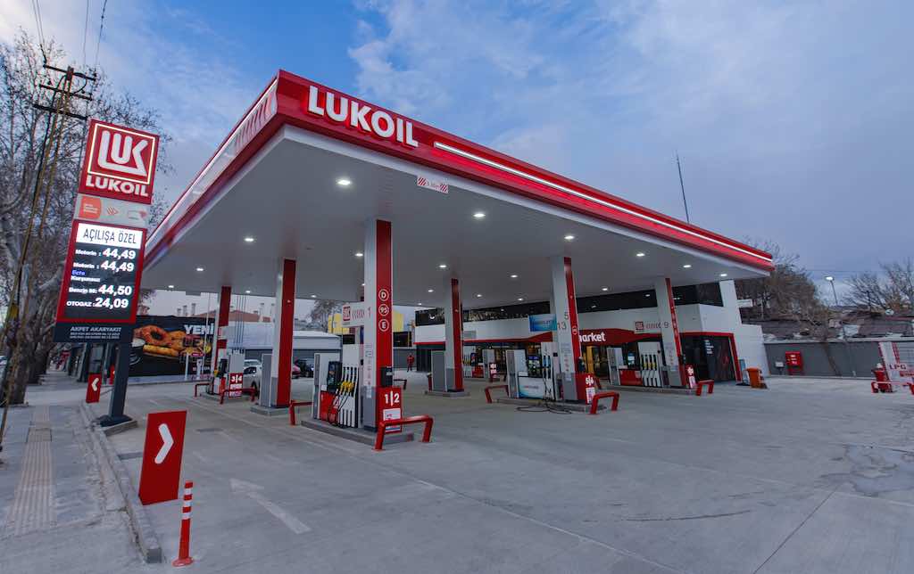 LUKOIL Türkiye, yeni mobil uygulamasıyla akaryakıt alımlarını kolaylaştırıyor LUKOIL Türkiye