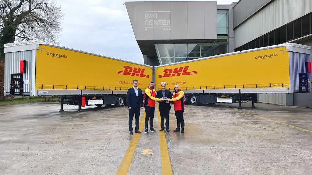 Gökdeniz Uluslararası Taşımacılık, DHL taşımaları için 12 yeni Tırsan aldı Tırsan Tenteli Perdeli Multi Ride