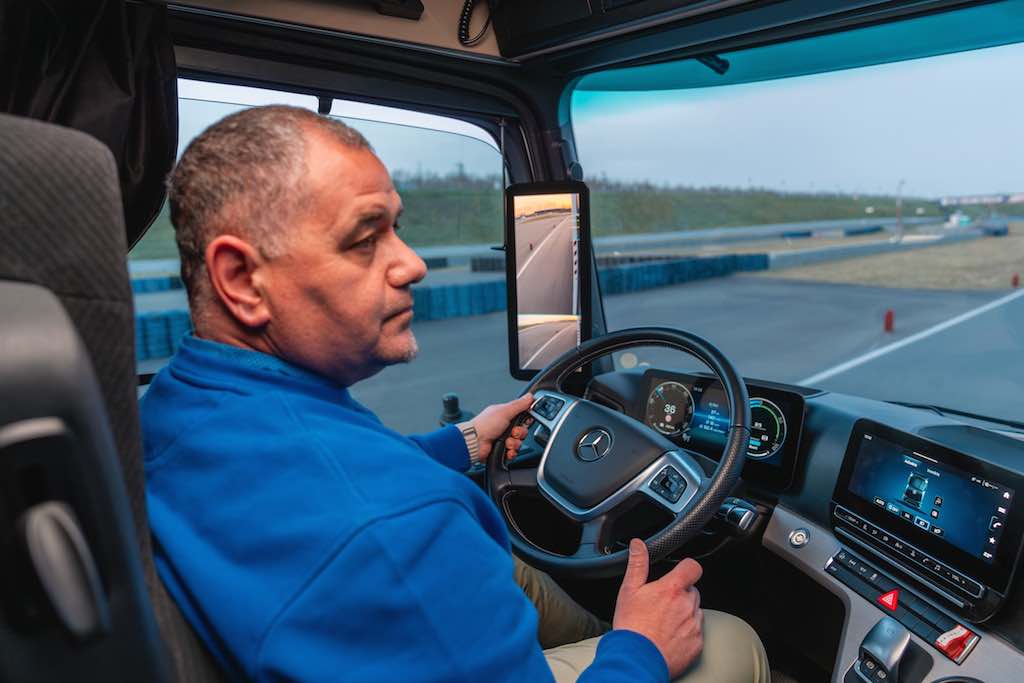Mercedes-Benz eActros 600