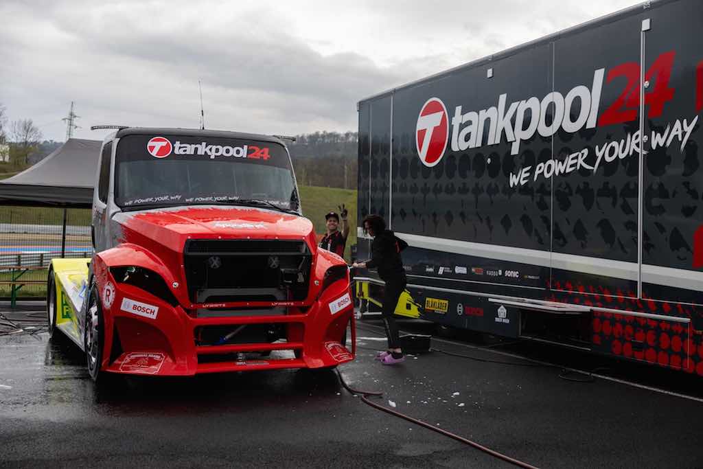 tankpool24-Racing