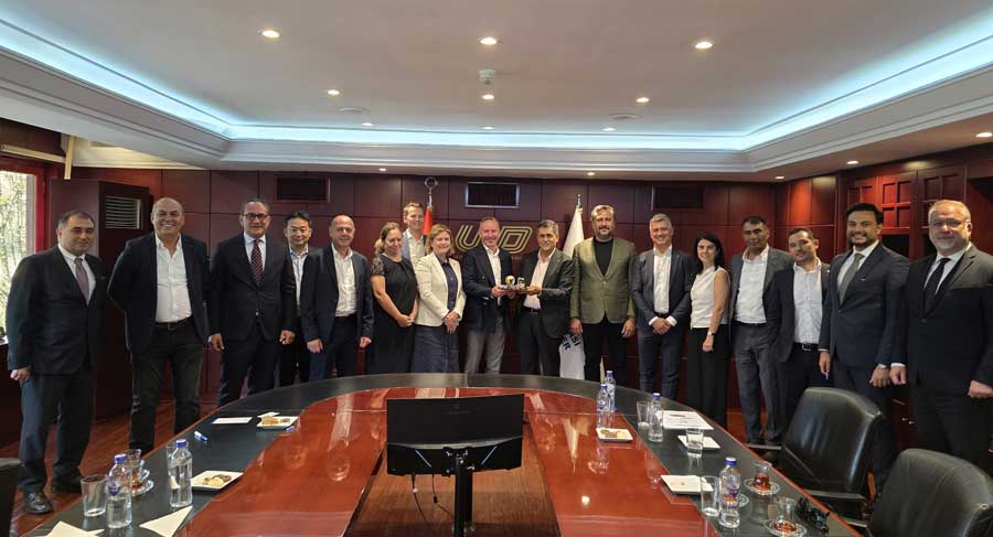 Volvo Kamyon yöneticilerinden oluşan heyet UND’yi ziyaret etti Volvo Kamyon UND ziyareti