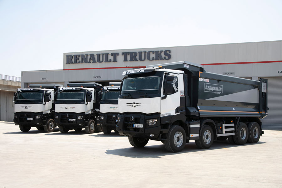 Özçiçek İnşaat, ikinci kez Renault Trucks K Xtrem aldı Renault Trucks K520 Xtrem