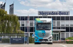 Mercedes-Benz Custom Tailored Trucks, 25. yıl dönümünü kutluyor Mercedes-Benz Custom Tailored Trucks