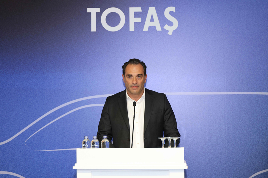 Stellantis CEO’su Antonio Filosa