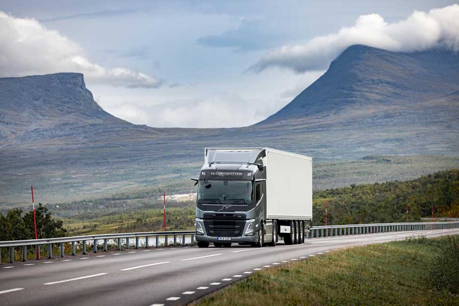 Volvo'nun geliştirilmiş Sürücü Uyarı Desteği