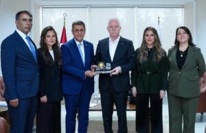 UND, İstanbul Valisi Davut Gül’ü ziyaret etti UND
