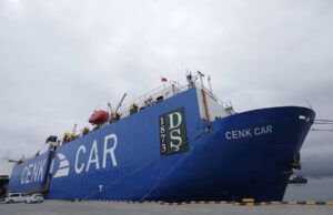 Cenk Shipping Group, Türkiye’nin otomobil taşıyan ilk gemisi ile 17 yılda 1 milyon araç taşıdı Cenk Shipping Group