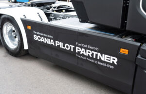 Scania, Pilot Partner girişimi aracılığıyla müşterileriyle elektriklendirme ve hidrojen çözümlerini test ediyor Scania Pilot Partner