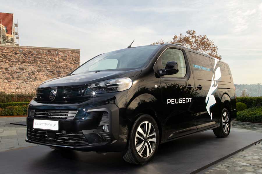 PEUGEOT Expert Traveller