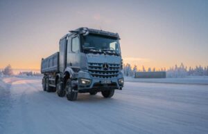 Yeni eArocs 400, eksi 20 derece soğukta yapılan kış testlerinde yeteneklerini kanıtladı Mercedes-Benz eArocs 400