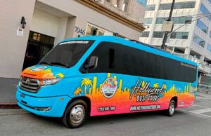 Hollywood Bus Tours, Marcopolo Grand Executive minibüs satın aldı Marcopolo Grand Executive