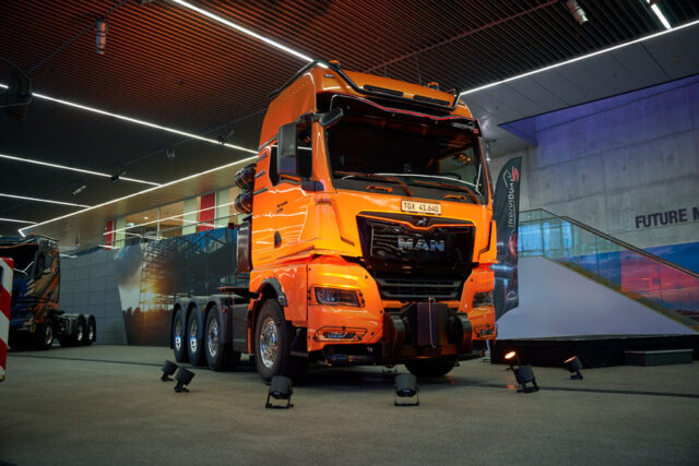 p_eot_man_schwerlast_250_tonnen_neu_1 MAN TGX 41.640 8x4/4