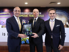 Fenerbahçe Spor Kulübü ve Otokoç, Futbol A Takımı forma göğüs işbirliği anlaşmasını 2026-2027 sezonu için yeniledi Fenerbahçe Spor Kulübü ve Otokoç