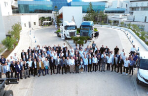 IVECO, Türkiye’nin dört bir yanından gelen üstyapıcılarla Antalya’da buluştu IVECO Türkiye