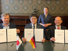 Daimler Truck, MB Energy ve Kawasaki Heavy Industries, Hamburg üzerinden Avrupa’ya sıvılaştırılmış hidrojen tedarik zinciri geliştirmek için bir anlaşma imzaladı Daimler Truck, MB Energy ve Kawasaki Heavy Industries, Ltd.