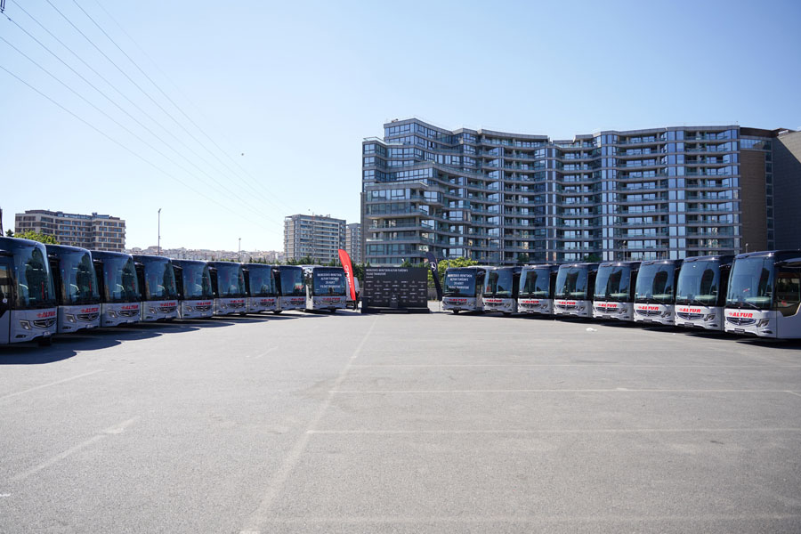 Mercedes-Benz Tourismo 15