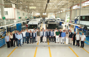Mercedes-Benz Hafif Ticari Araçlar, İSTAB üyeleri ile Mercedes-Benz’in onaylı minibüs imalatçısı olan Arobus’a ziyaret gerçekleştirdi Arobus