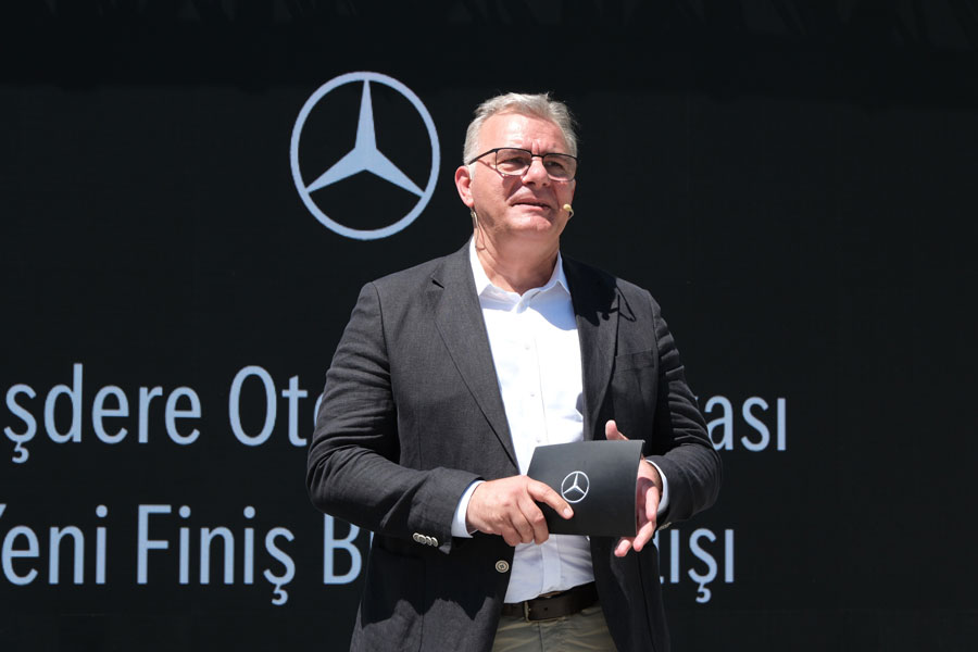 Mercedes-Benz Türk Otobüs Üretimden Sorumlu İcra Kurulu Üyesi Bülent Acicbe