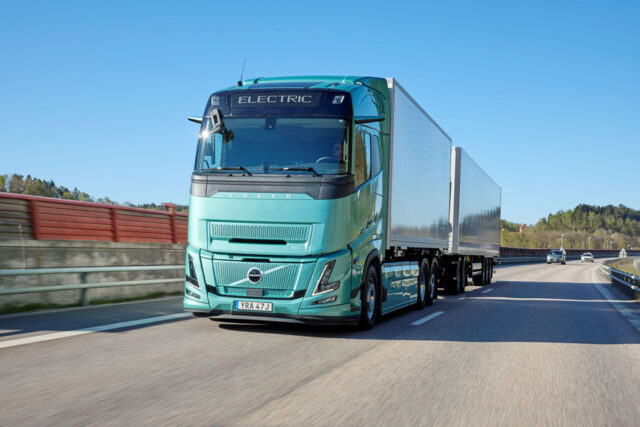 Volvo-Trucks-700-km-Menzil Volvo FH Aero Electric