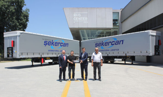 Tirsan-Sekercan-1 Tırsan Yeni Nesil Tenteli Perdeli Maxima Plus
