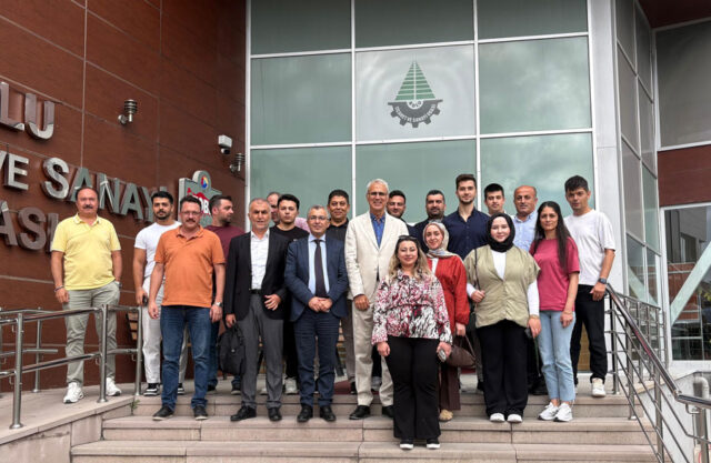 uluslararasi-karayolu-tasimacilik-sektorunde-calisma-hayatina-yonelik-sorunlar-egitimi-bolu-da-gerceklestirildi-20200-1 UND