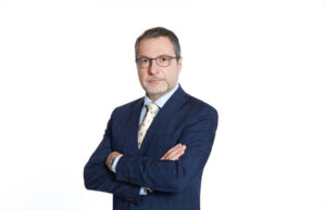 Doğuş Otomotiv, ilk konsolide entegre sürdürülebilirlik raporunu yayımladı Doğuş Otomotiv Yönetim Kurulu Başkanı ve CEO’su E. Ali Bilaloğlu