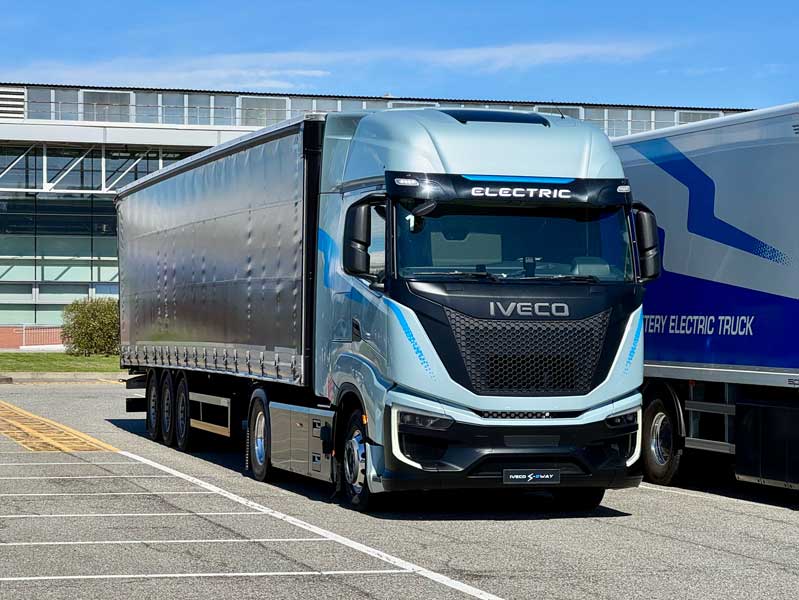 Iveco S-eWay Aero