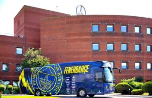 Mercedes-Benz Travego, yenilenen tasarımıyla Fenerbahçe Spor Kulübü’nün yeni sezon yolculuğuna eşlik edecek Mercedes-Benz Türk
