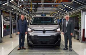 Citroën CEO’su Xavier Chardon, Tofaş’ın Bursa’daki üretim üssünü ziyaret etti Citroën CEO’su Xavier Chardon