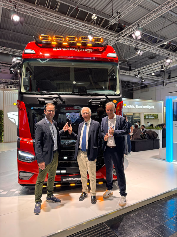Florian Engel, Gianenrico Griffini, ITOY Italy, and Frank Schulz, Head of Sales Europe at SuperPanther