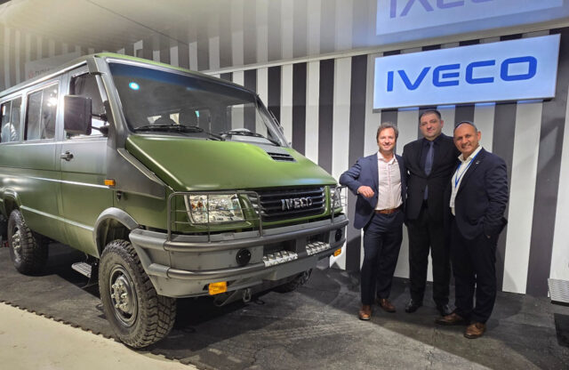 AzTex_Daily-4x4-Deal IVECO BUS