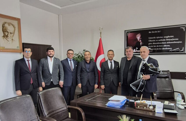 und-heyeti-yeni-atanan-gaziantep-gumruk-muduru-sayin-ahmet-durmus-a-ziyarette-bulundu-21562 UND
